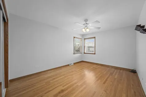 8610 West Summerdale Avenue Chicago IL 60656