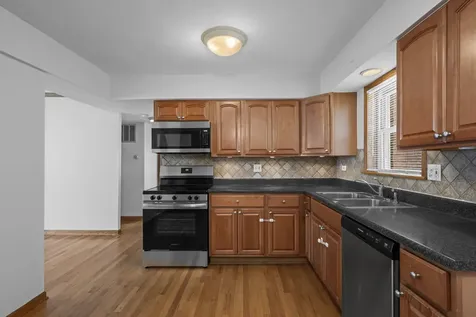 8610 West Summerdale Avenue Chicago IL 60656