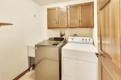 1648 Brentford Drive Naperville IL 60563