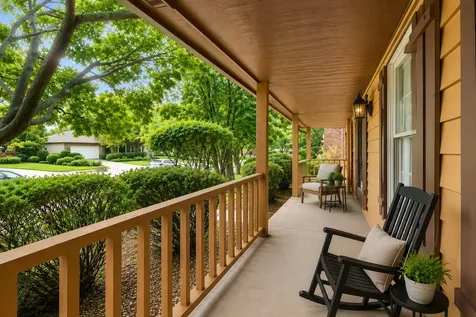 1648 Brentford Drive Naperville IL 60563