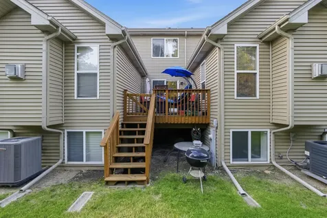 1447 Mackenzie Lane Elgin IL 60120