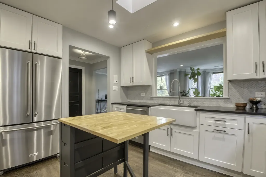 3842 North Sheffield Avenue Chicago IL 60613