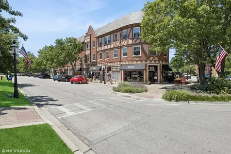 70 Pine Avenue Riverside IL 60546
