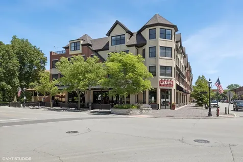 70 Pine Avenue Riverside IL 60546