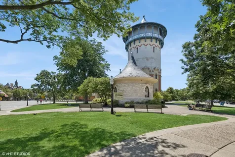 70 Pine Avenue Riverside IL 60546