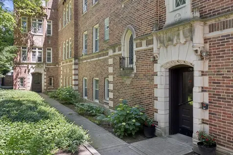 70 Pine Avenue Riverside IL 60546