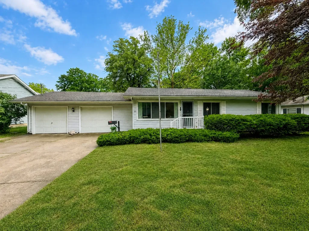 435 West Main Street Arcola IL 61910