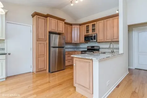 421 Bayview Avenue Naperville IL 60565