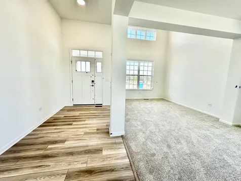 702 West Point Way Oswego IL 60543