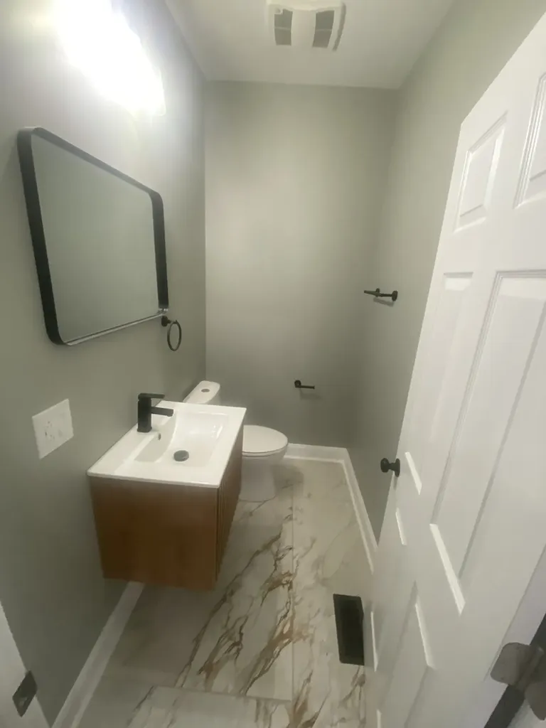7832 South Vernon Avenue Chicago IL 60619