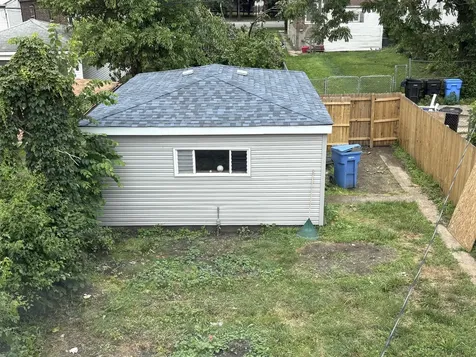 7832 South Vernon Avenue Chicago IL 60619