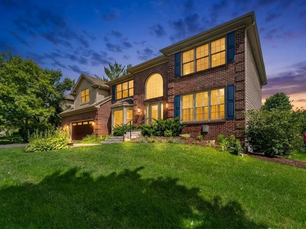 6437 Greene Road Woodridge IL 60517