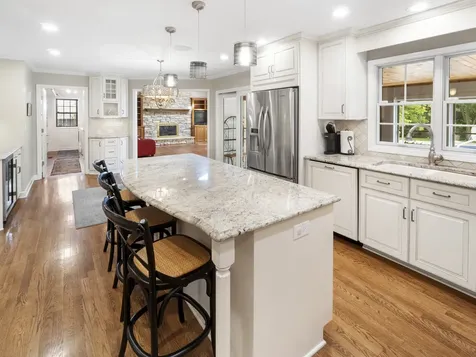 6437 Greene Road Woodridge IL 60517
