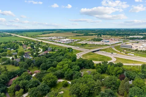 46W206 Felsmith Road Hampshire IL 60140