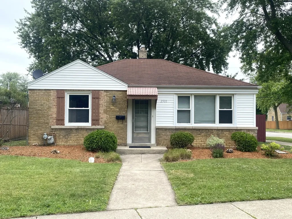 2501 Willow Street Franklin Park IL 60131
