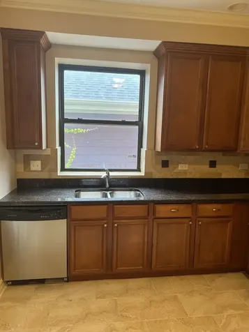 1367 East 64th Street Chicago IL 60637