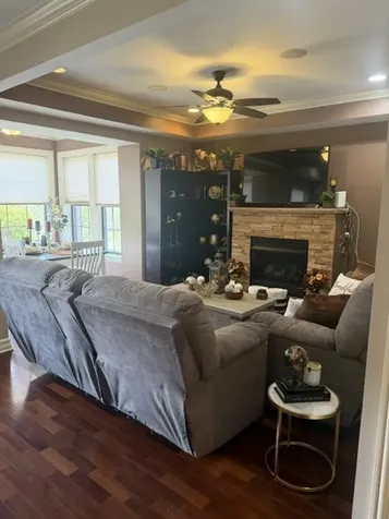 1367 East 64th Street Chicago IL 60637