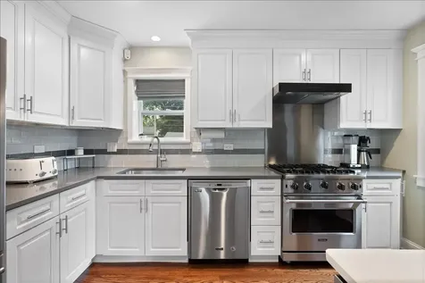 201 North Maple Street Mount Prospect IL 60056