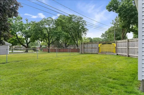 201 North Maple Street Mount Prospect IL 60056
