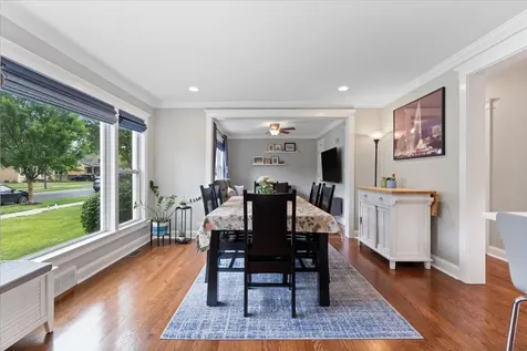 201 North Maple Street Mount Prospect IL 60056