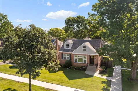 201 North Maple Street Mount Prospect IL 60056