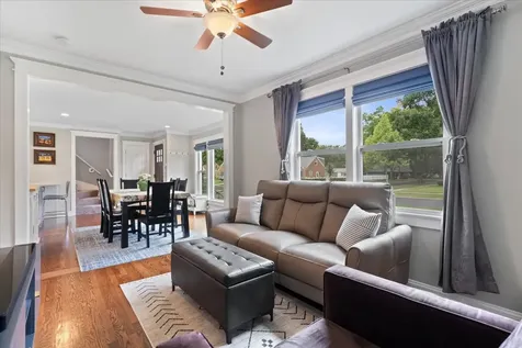 201 North Maple Street Mount Prospect IL 60056