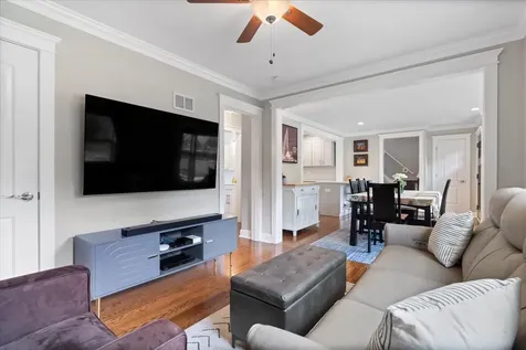 201 North Maple Street Mount Prospect IL 60056