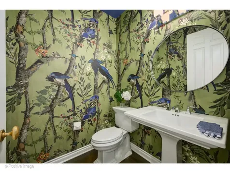 1953 North Howe Street Chicago IL 60614