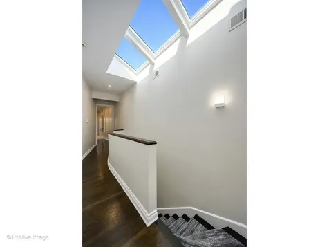 1953 North Howe Street Chicago IL 60614