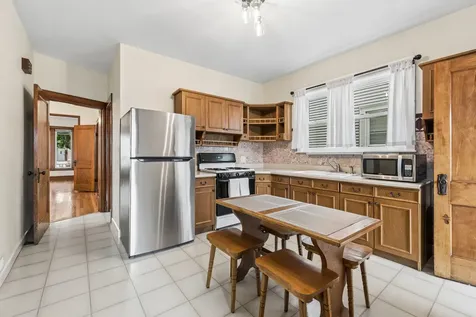 5337 West Berenice Avenue Chicago IL 60641