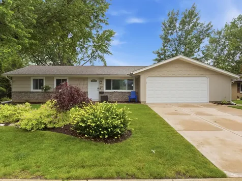 128 Patricia Drive Schaumburg IL 60193