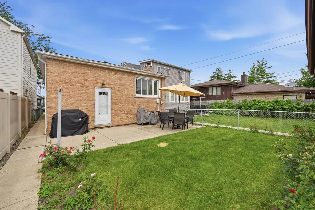 3349 North Osage Avenue Chicago IL 60634