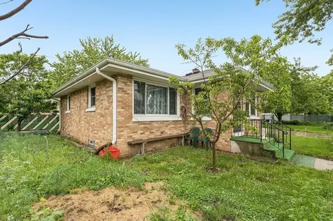 1120 11TH Street North Chicago IL 60064