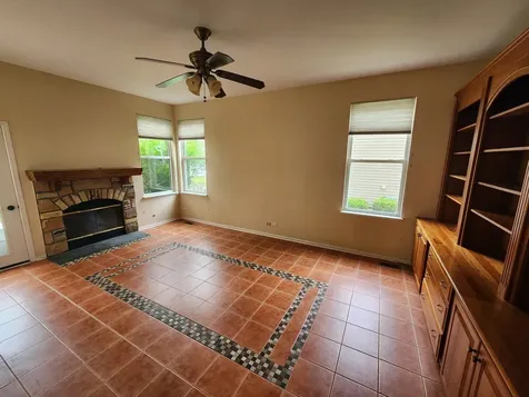 460 Arlington Lane Grayslake IL 60030