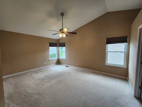 460 Arlington Lane Grayslake IL 60030