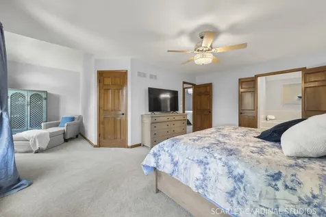 1420 Shaw Avenue Naperville IL 60564
