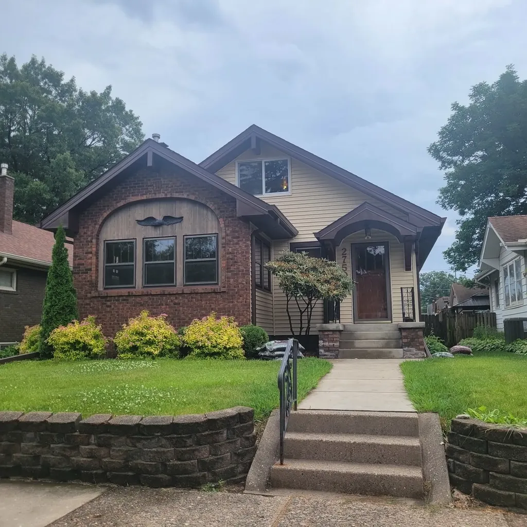 2750 14TH Avenue Moline IL 61265