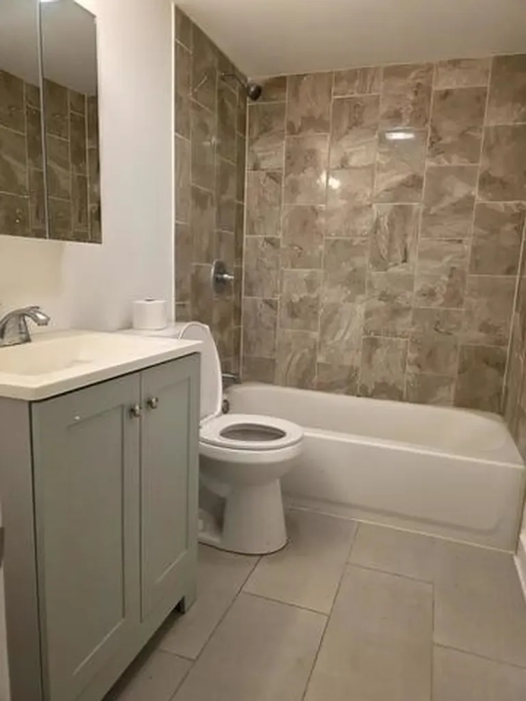 539 North Trumbull Avenue Chicago IL 60624