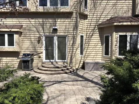 434 W Benton Avenue Naperville IL 60540