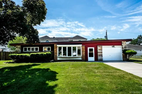 4872 North Redwood Drive Norridge IL 60706