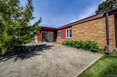 4872 North Redwood Drive Norridge IL 60706