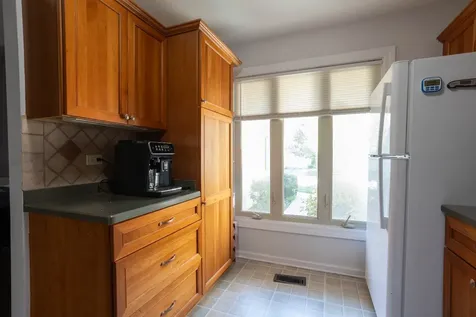 296 Tanager Court Deerfield IL 60015