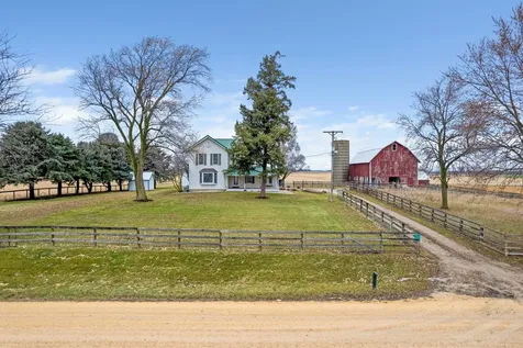 16645 Lasher Road Hinckley IL 60520