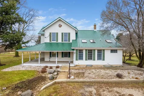 16645 Lasher Road Hinckley IL 60520