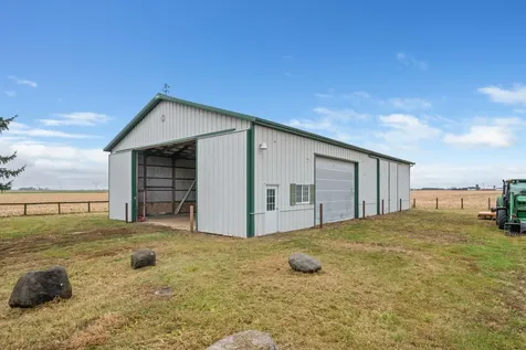 16645 Lasher Road Hinckley IL 60520