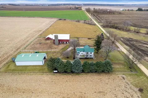 16645 Lasher Road Hinckley IL 60520