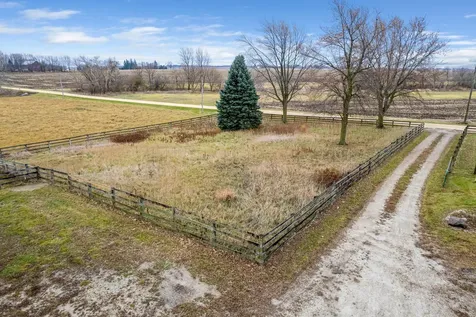 16645 Lasher Road Hinckley IL 60520