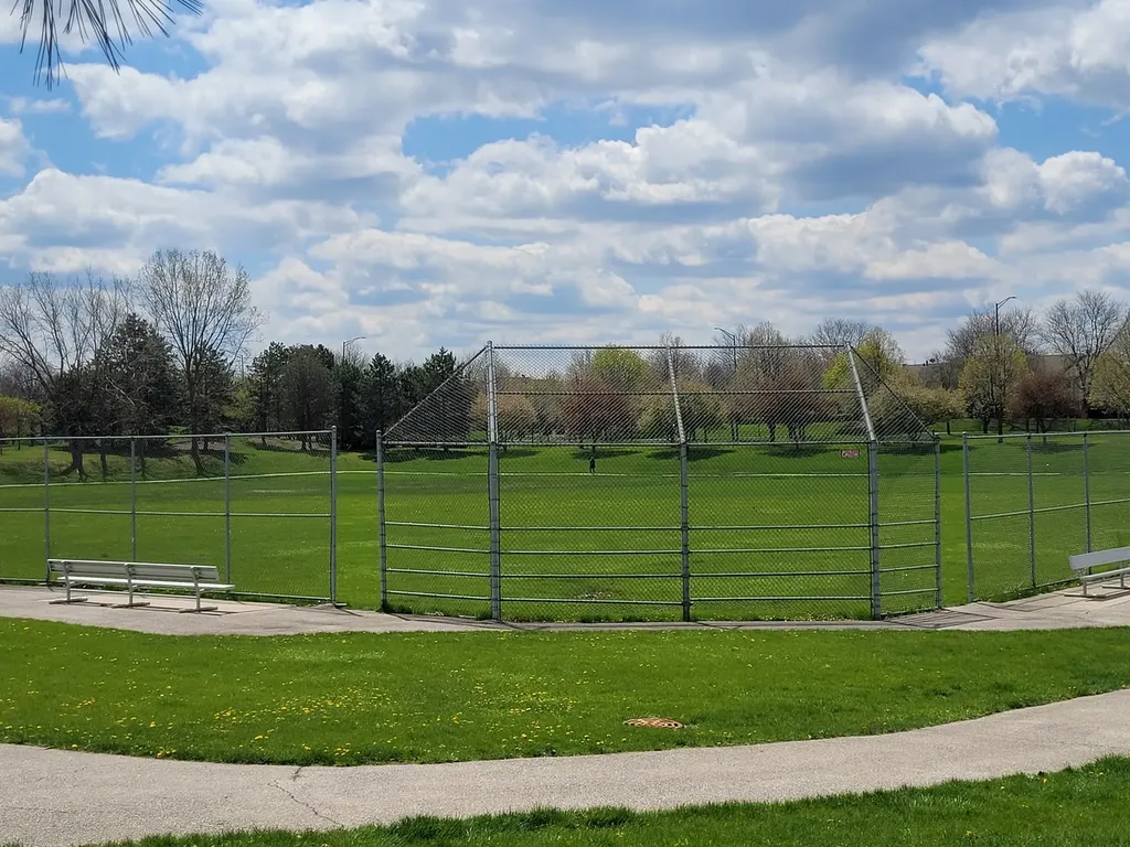 321 Sheffield Drive Schaumburg IL 60194