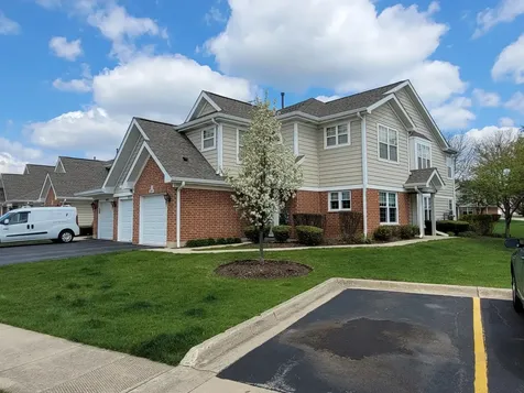 321 Sheffield Drive Schaumburg IL 60194