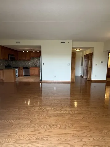 7050 183RD Street Tinley Park IL 60477